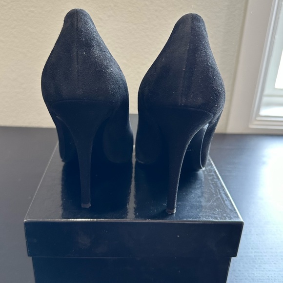 Giuseppe Zanotti Suede Pumps - Picture 5 of 7